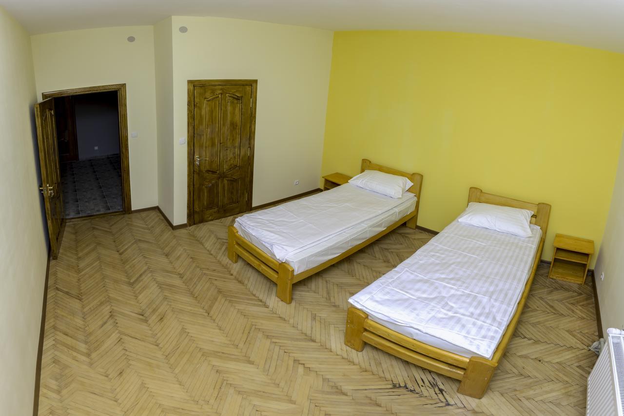 Dream Hostel Carpathians Рахив Екстериор снимка
