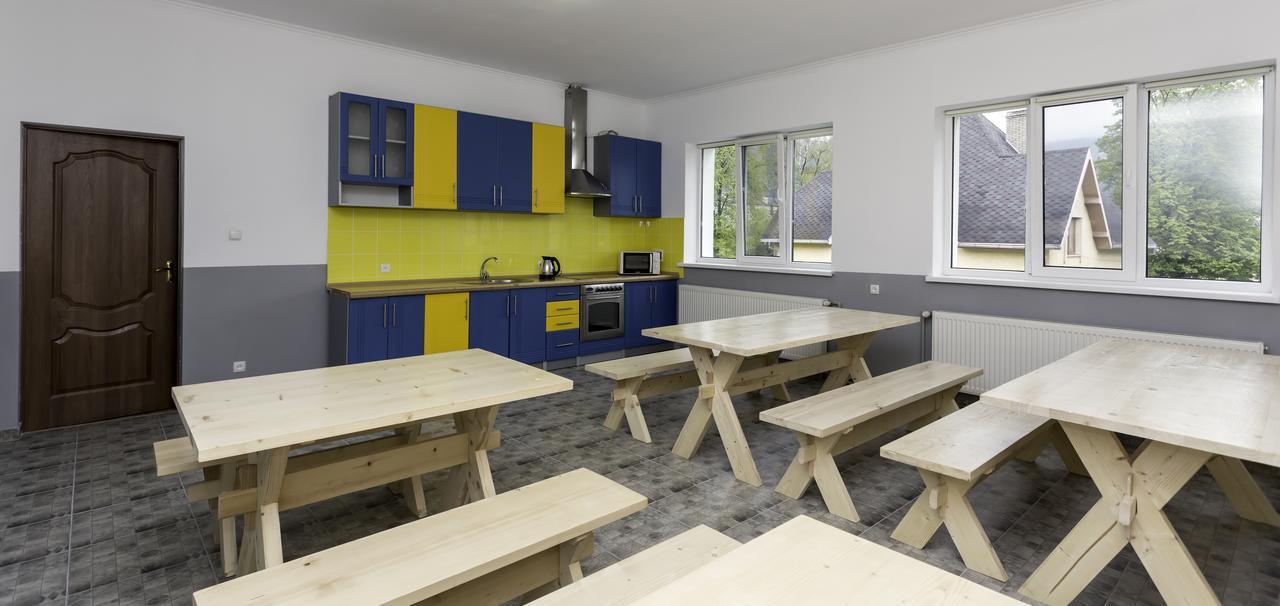 Dream Hostel Carpathians Рахив Екстериор снимка
