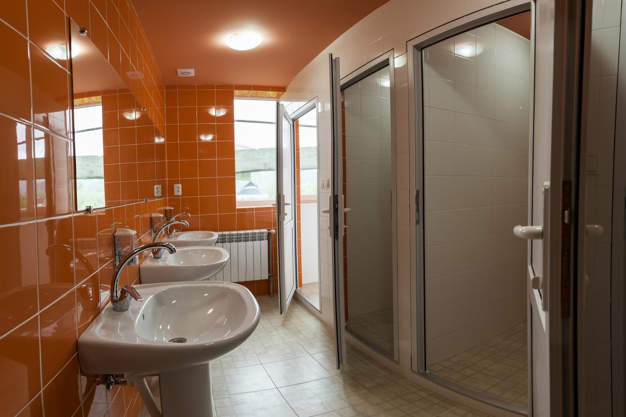 Dream Hostel Carpathians Рахив Екстериор снимка