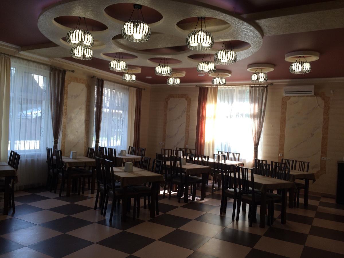 Dream Hostel Carpathians Рахив Екстериор снимка