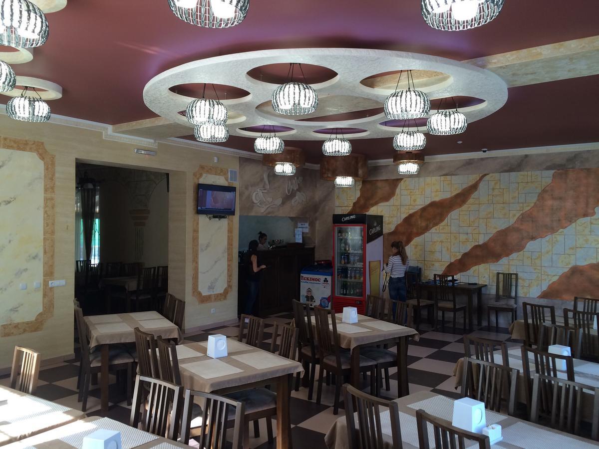 Dream Hostel Carpathians Рахив Екстериор снимка
